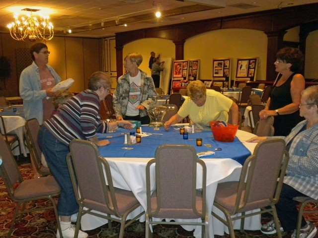 Reunion Committee members decorated the Amber Room the day before the reunion party.